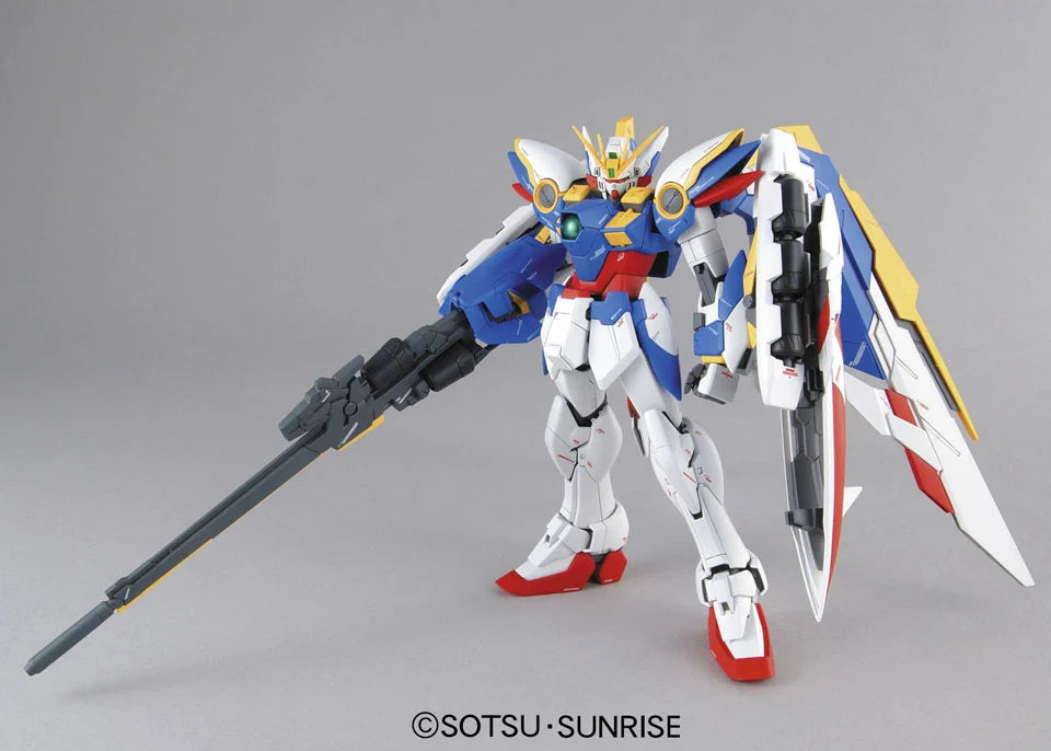 Mobile Suit Gundam: MG XXXG-01W Wing Gundam EW Ver. Master Grade Model Kit