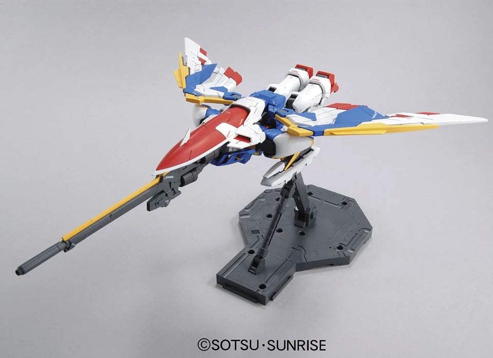 Mobile Suit Gundam: MG XXXG-01W Wing Gundam EW Ver. Master Grade Model Kit